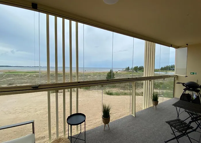 Marina B8 * קאלאיוקי